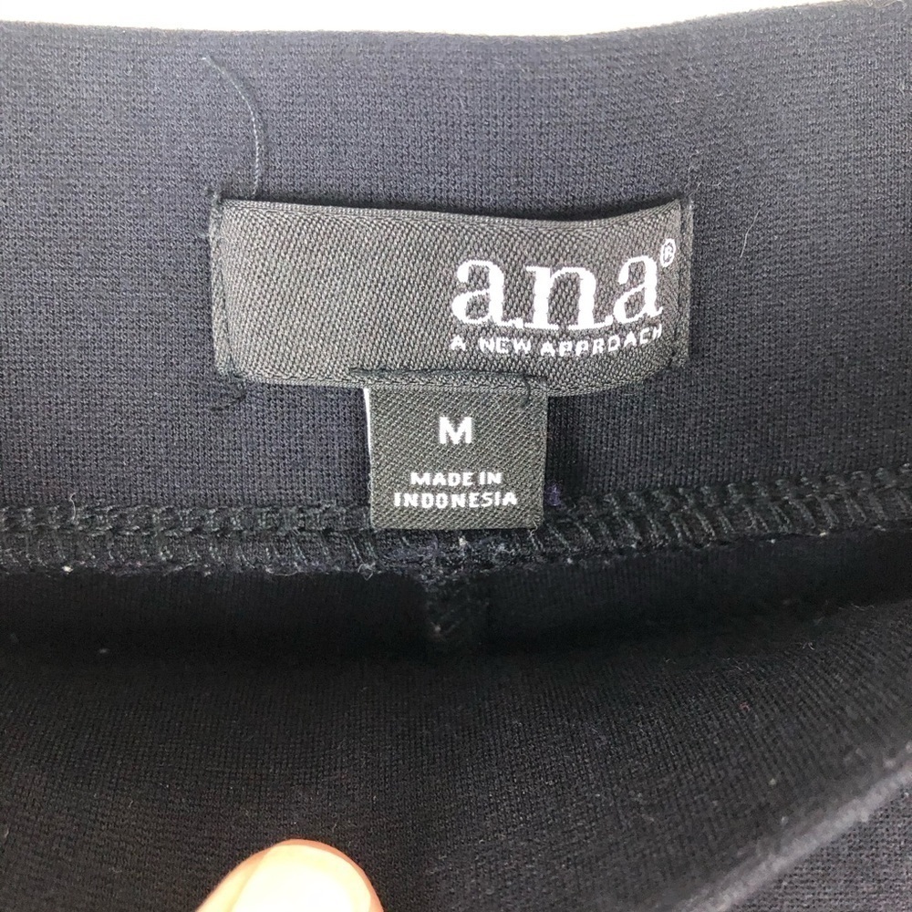 Ana a new approach- Faux leather panel leggings - Picture 5 of 9